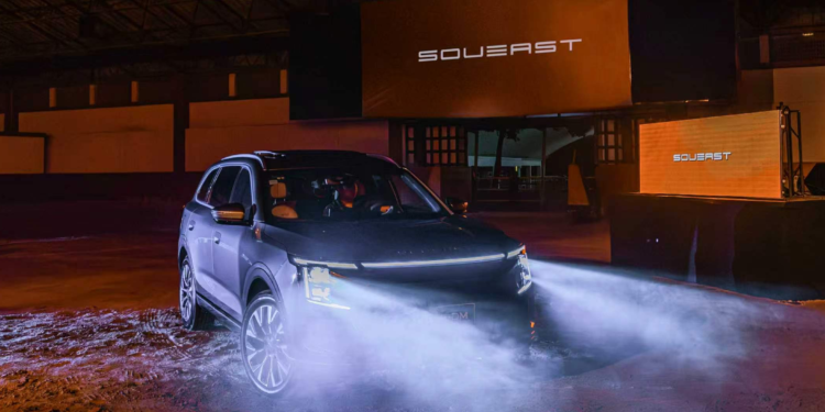 El SUV híbrido de siete plazas S08 DM se lanza en México mientras SOUEAST profundiza su estrategia de mercado local en América Latina