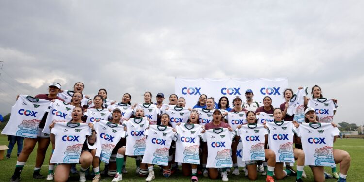 Cox celebra el deporte femenil en una jornada dedicada al rugby