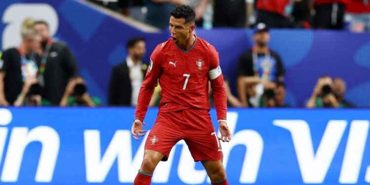 ¡Único! Cristiano Ronaldo se convierte en el primer futbolista de la historia en anotar en seis Mundiales