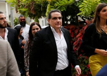 El prestanombres de Maduro, Alex Saab, se declara no culpable de lavado de dinero en EU
