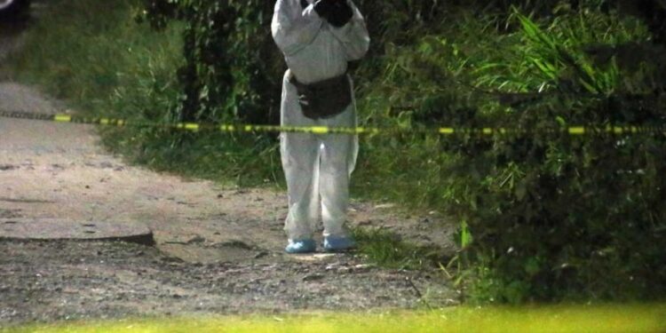 Desplazan criminales a comunidades en Chihuahua con uso de drones y ‘tierra quemada tecnológica’