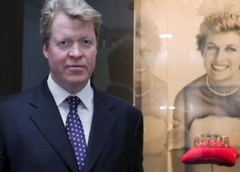 Charles Spencer publicará libro sobre su hermana Lady Di desde una perspectiva íntima