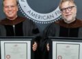 Guillermo del Toro inspira a cineastas: “Desarrollen una brújula propia”