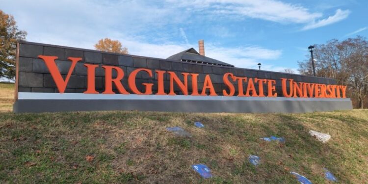 Tiroteo en la Universidad Estatal de Virginia deja cinco heridos, uno en estado crítico