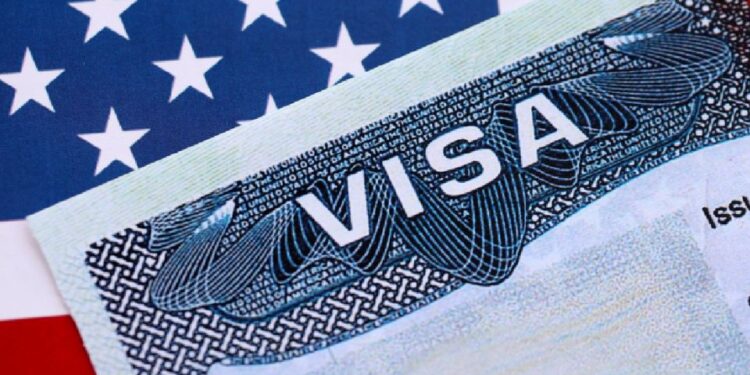 Tribunal de EU elimina la suspensión de visas a 75 países ordenada a principios de año