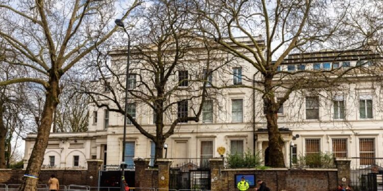 Rusia deja sin embajador al Reino Unido para presionar a que reconsidere su apoyo a Ucrania: The Sunday Times