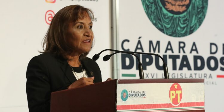 Exige Margarita García investigar a síndico municipal de Oaxaca por presunta participación en robo y comercialización de vehículos