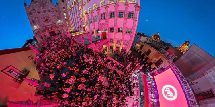 El Festival Internacional de Cine de Guanajuato abre sus puertas a los nuevos talentos: la oportunidad definitiva para que los universitarios hagan cine