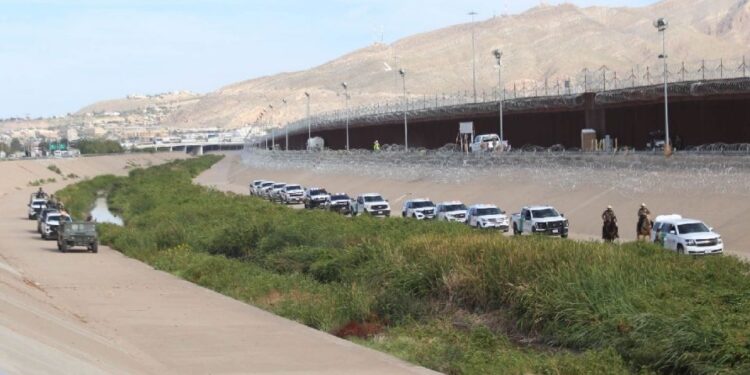 Drones usados por grupos criminales en la frontera con EU son comerciales, asegura Defensa