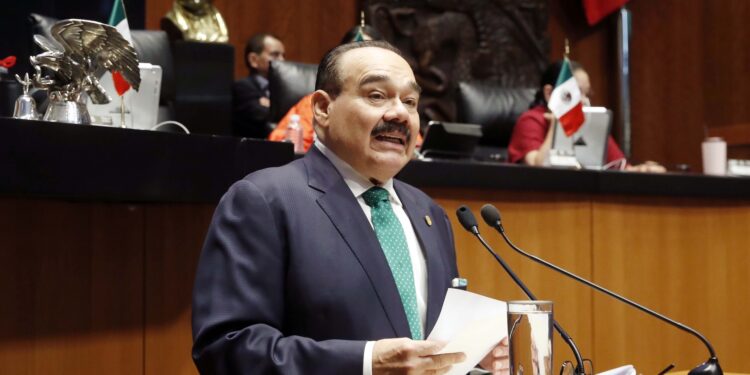 Ramírez Marín propone medidas contra la explotación de niñas, niños y adolescentes en la vía pública