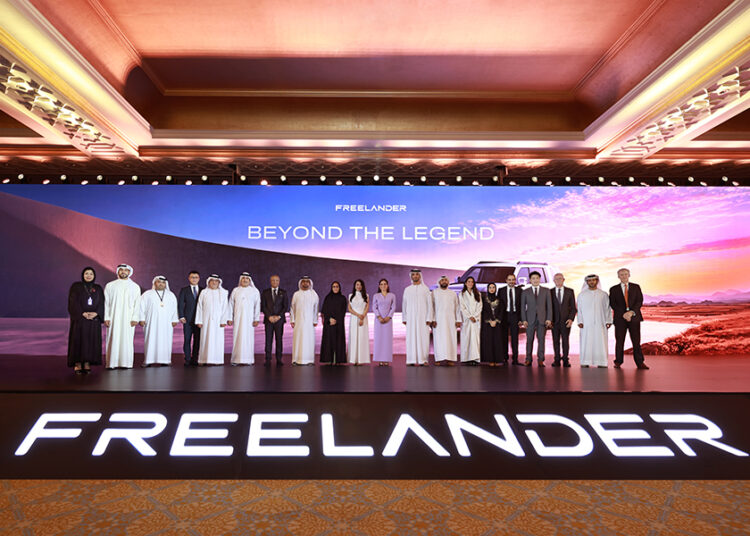FREELANDER inicia una nueva etapa global con su lanzamiento en Abu Dabi