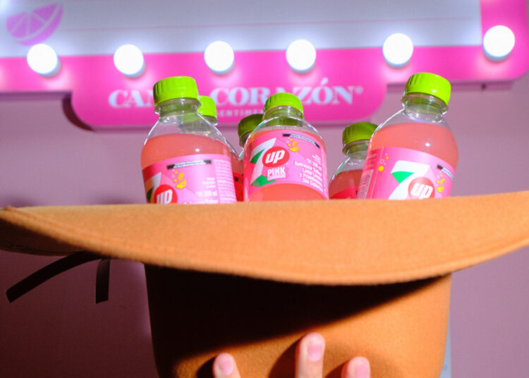 7UP® Pink Lemonade y Canta Corazón se unen para ponerle un toque de rosa a la música 