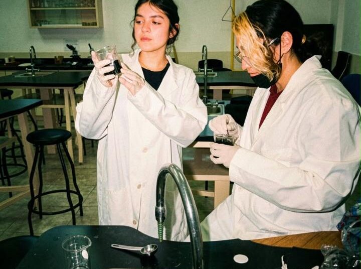 Ganarle tiempo al fuego: estudiantes de Tecmilenio crean producto contra incendios y son seleccionados para final de competencia científica en Kuwait
