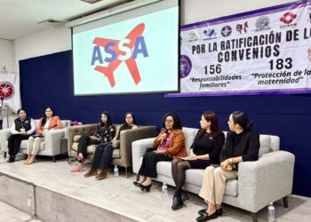 ASSA lleva al sector aéreo el debate sobre cuidados, jornadas atípicas y derechos laborales