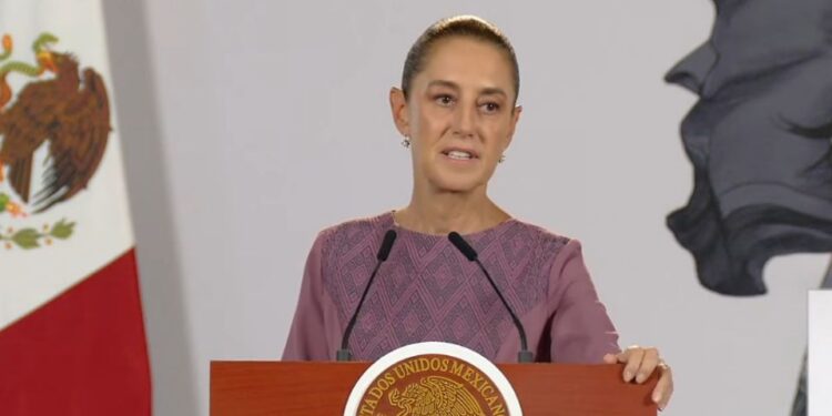 «Fue muy emotivo lo que dijo»: Sheinbaum afirma que López Obrador no se ha retirado de la política