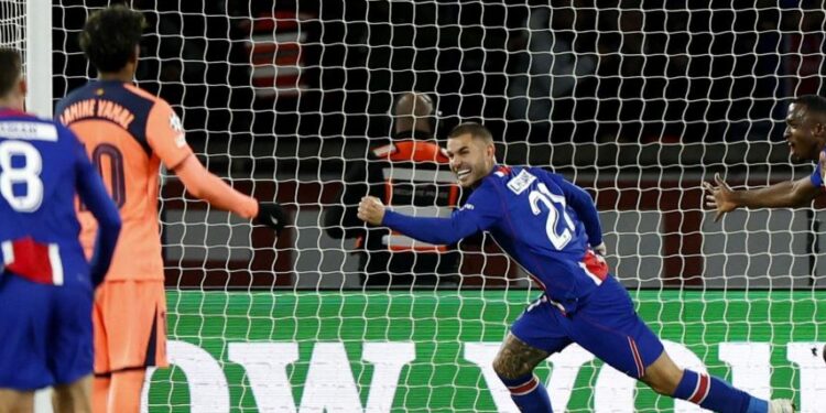 PSG se impone en casa y termina con el invicto del Barcelona